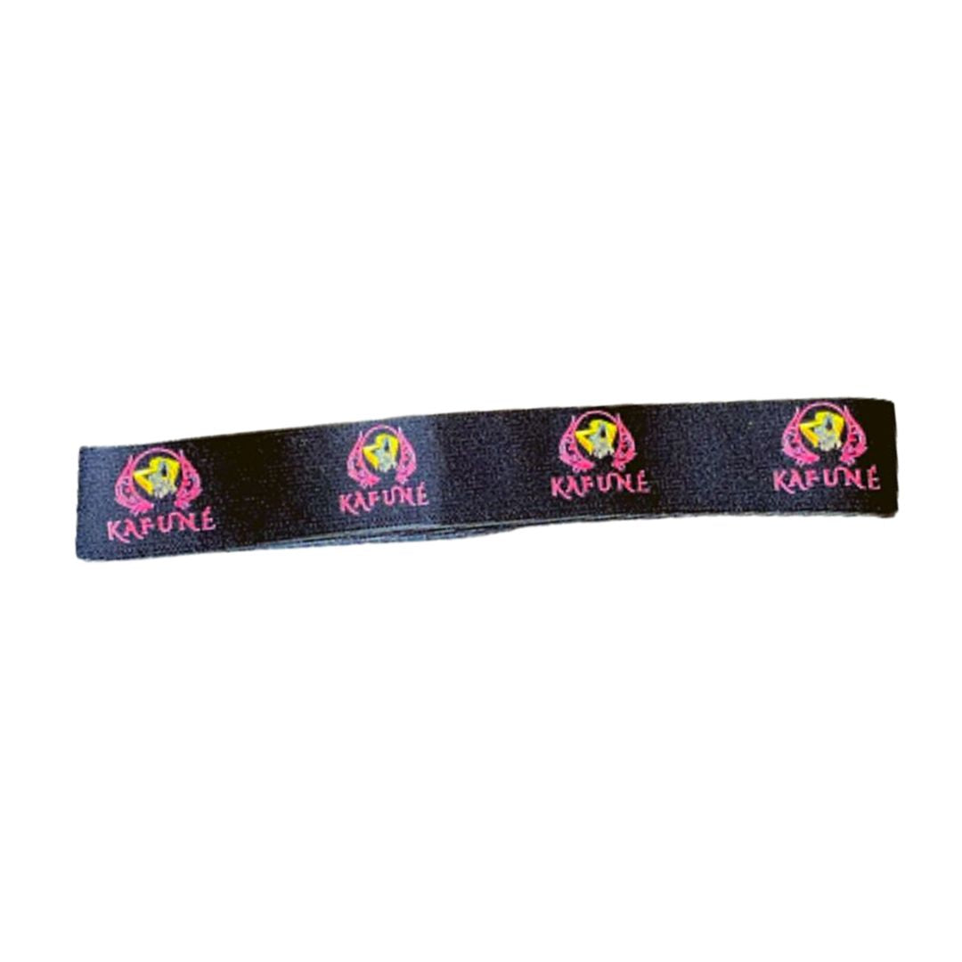 Wrap Band – Along with traditional wigs or hair extensions this wrap band can also be used for lace wig install to help the product you used to bond to the skin and helped it become undetectable finished